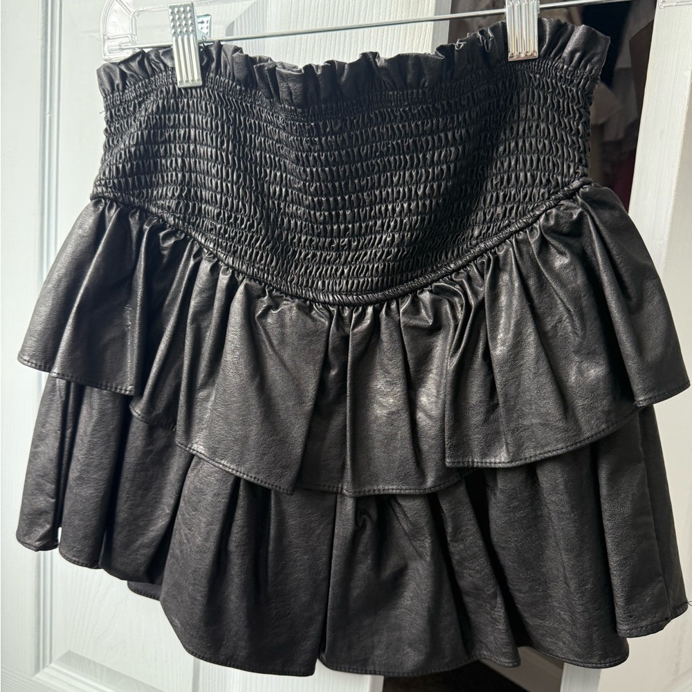 Mustard Seed Black Ruffled Mini Skirt